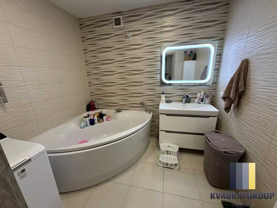 Продам 3к квартиру в  ЖК River Park вул. Набережна Перемоги, 44