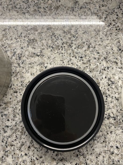 Termo com taça na tampa