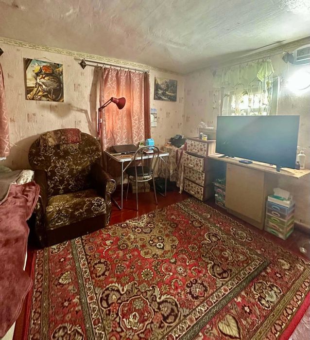 Продам окремий будинок у передмісті