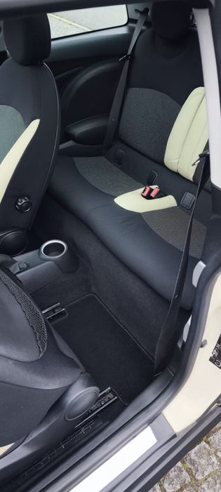 Mini Cooper 1.6 HDI 110 CV ( Versao Com 2 Panoramico )
