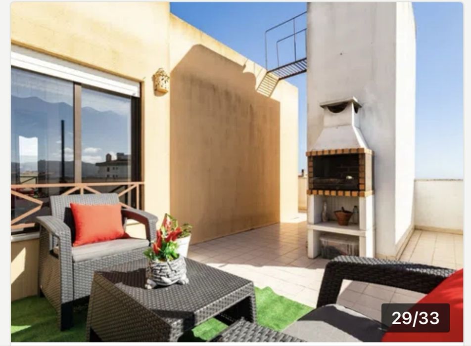 Venda duplex t4 . 178m2. 3 suites. Terraço c/ vista para Sintra e mar.
