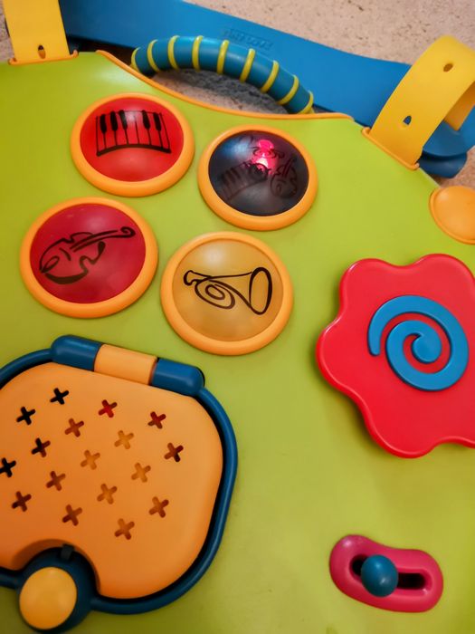 Tiny Love двухсторонний активный центр развивающий игровой столик