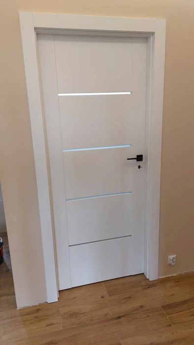 Białe drzwi Erkado Laurencja 2, NOWE NIEUŻYWANE z ościeżnicą
