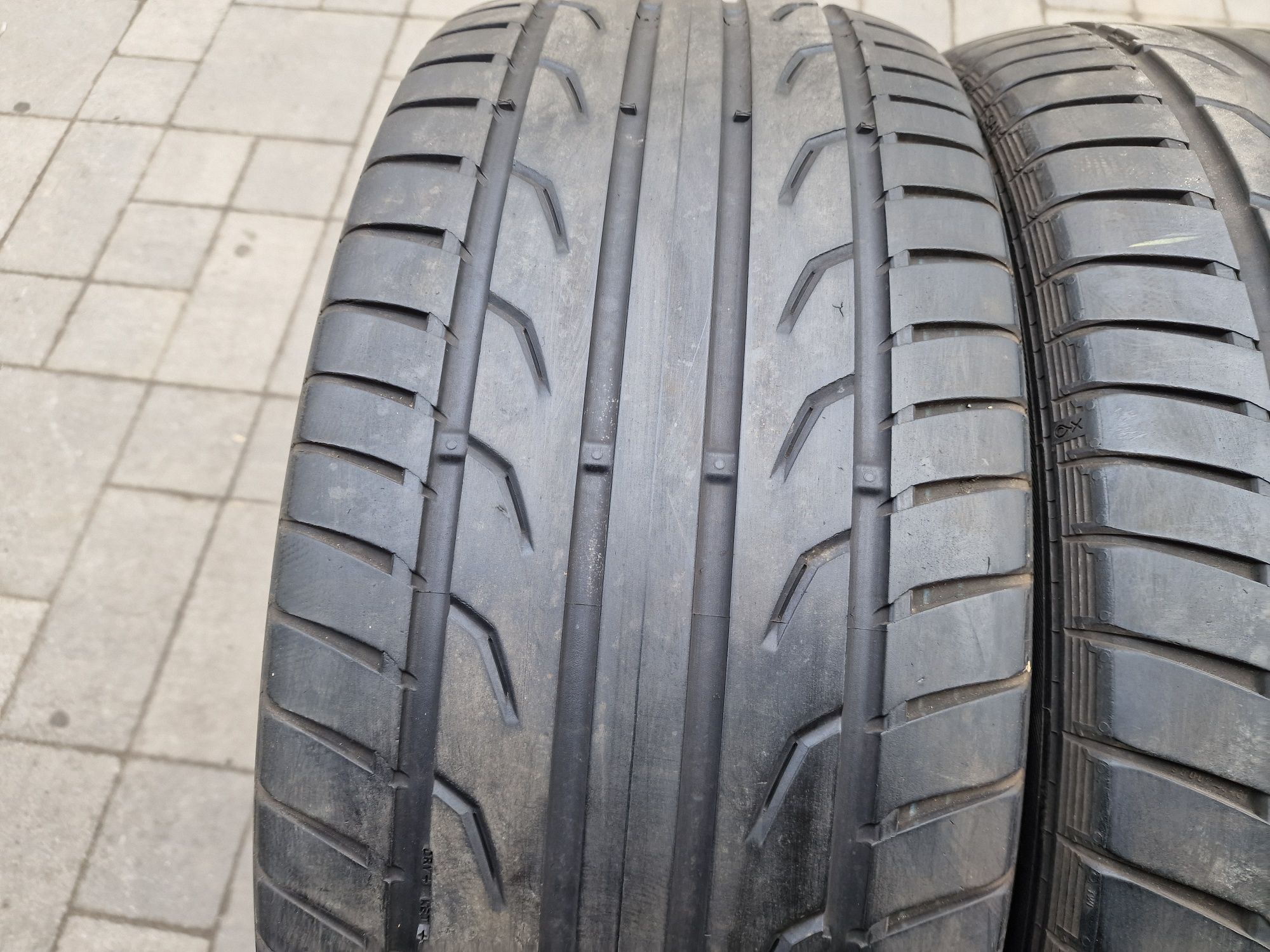 Пара летних шин 255/50 R19 Semperit