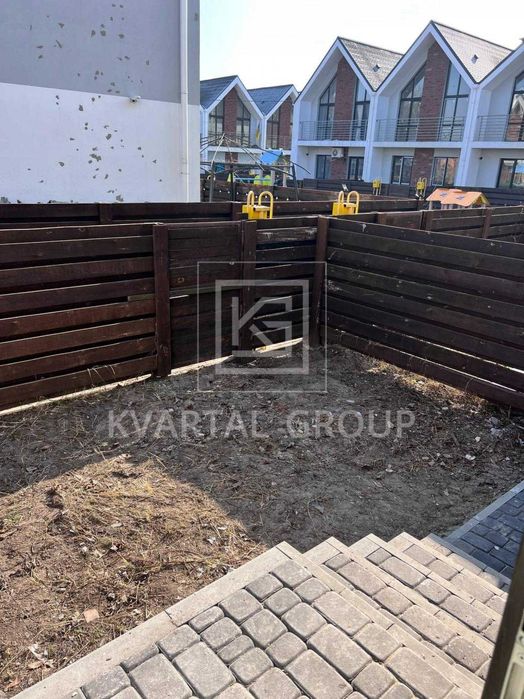 БЕЗ КОМІСІЇ! ТаунХаус 2 поверхи.3 кімнати+кухня студія.БЕЗ РЕМОНТУ.ГАЗ