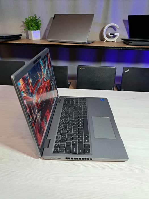 Ноутбук Dell Latitude 5520/i5-1145G7/16 Gb/256 Gb/Nvidia GeForce MX450