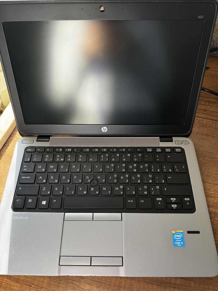 Ноутбук черный HP Elitebook 840 8 гб