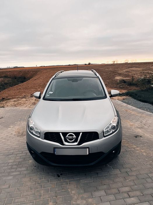 Nissan Qashqai+2 2.0 Benz 140 Km , 7 OSÓB !  Panoramadach, Nawigacja, Zarejestrowany