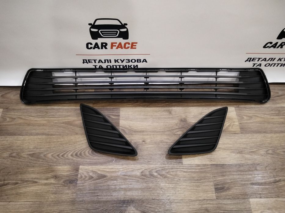 бампер Toyota Camry 50 USA (LE, 2012–2014) запчастини камрі