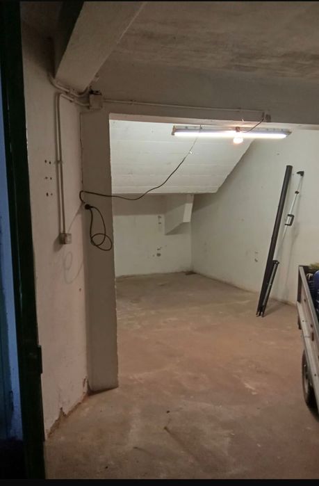 Garagem fechada