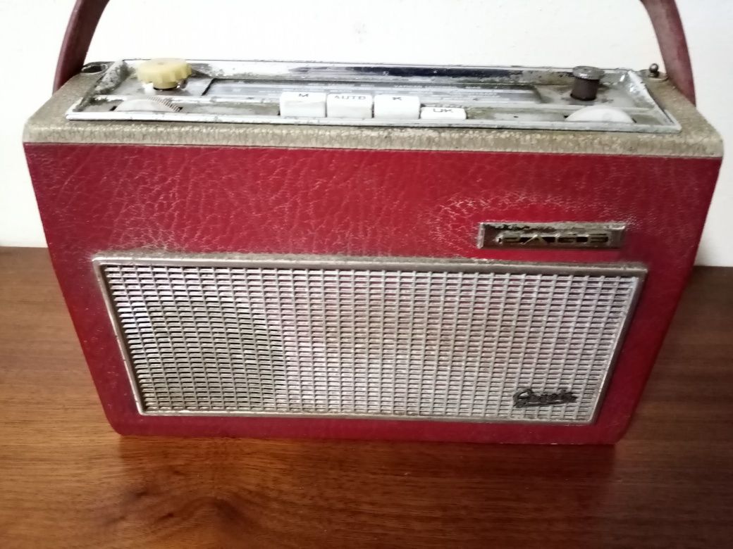 Rádio antigo page a funcionar