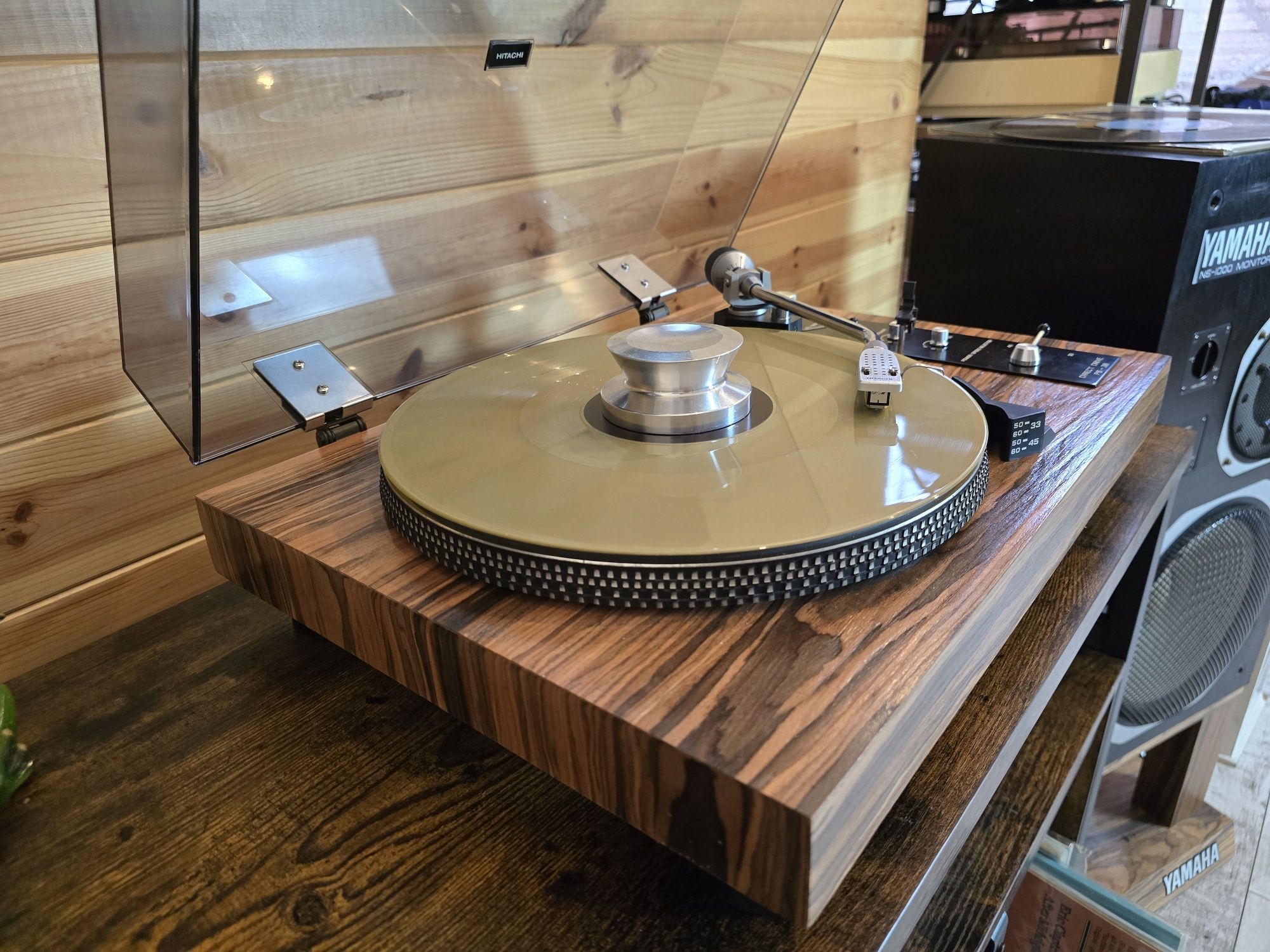 Gramofon Hitachi PS 38 Direct drive