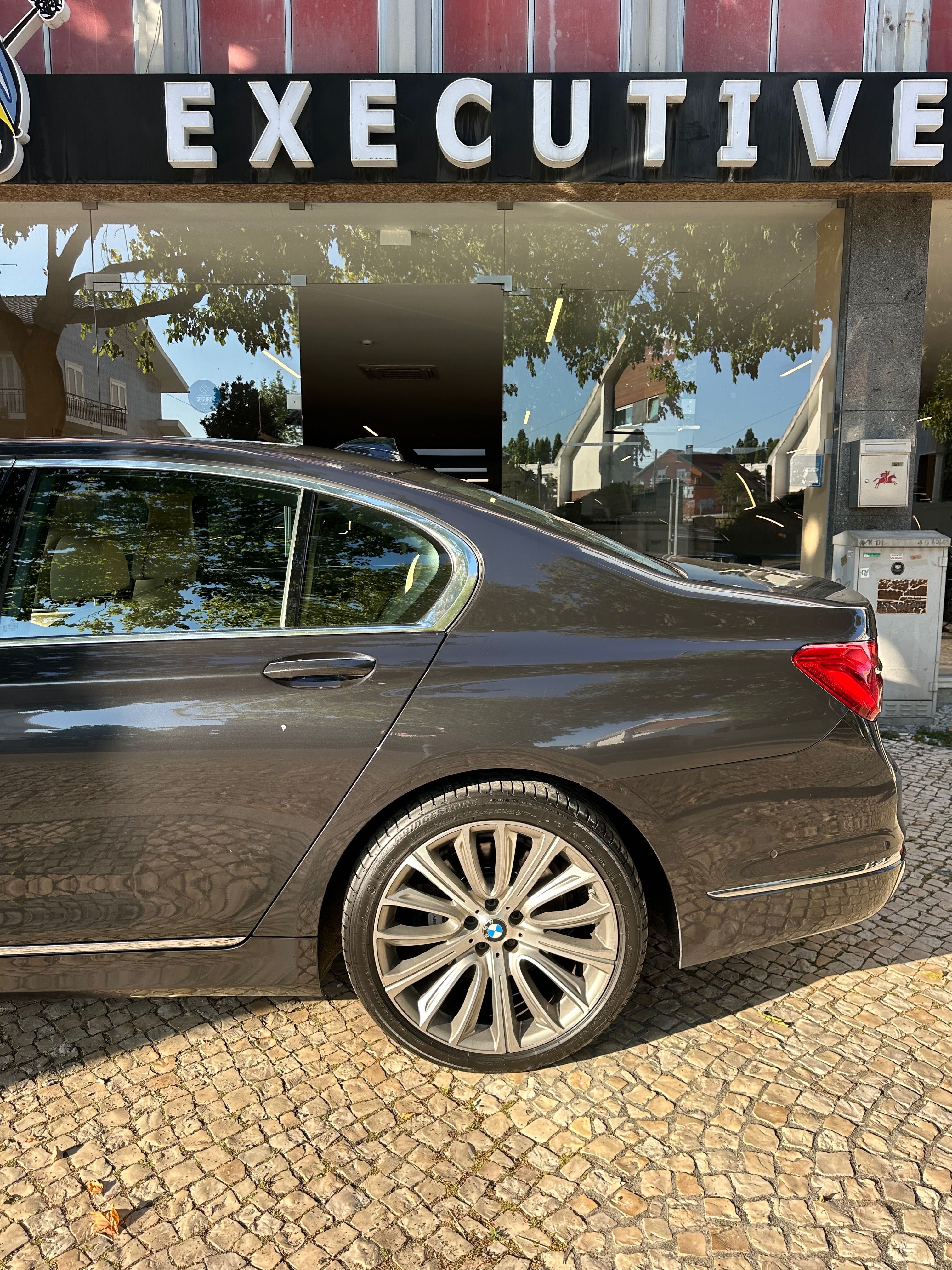 BMW 750 D X-DRIVE 400cv nacional 11\16 Full service BMW