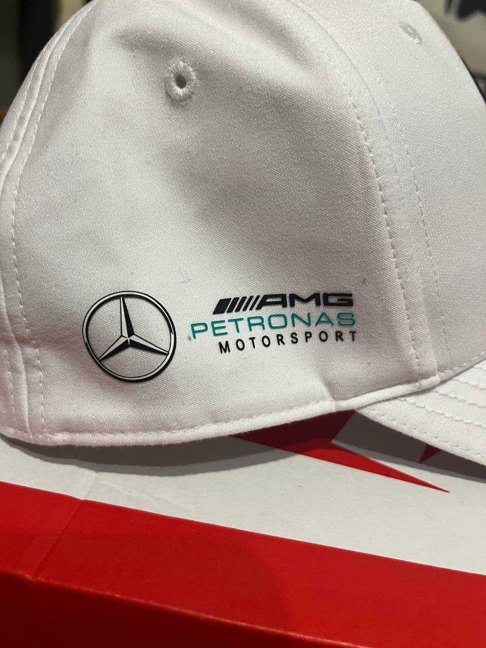 Кепка AMG Petronas
