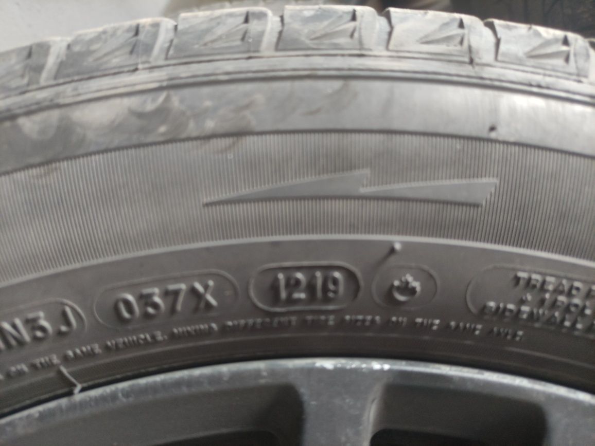 Michelin Latitude шини зимові