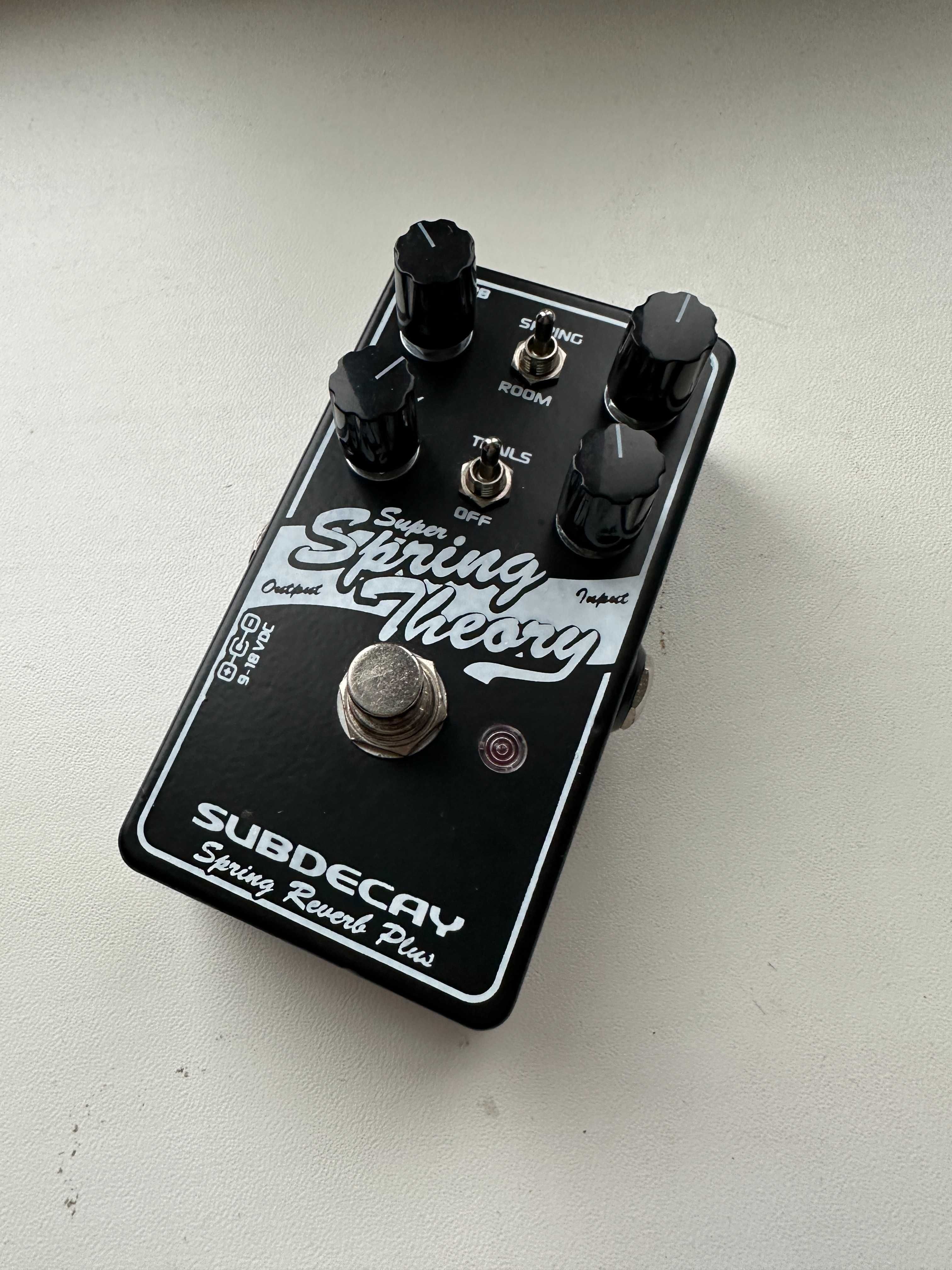 Subdecay Super Spring Theory Reverb Педаль / Реверберация