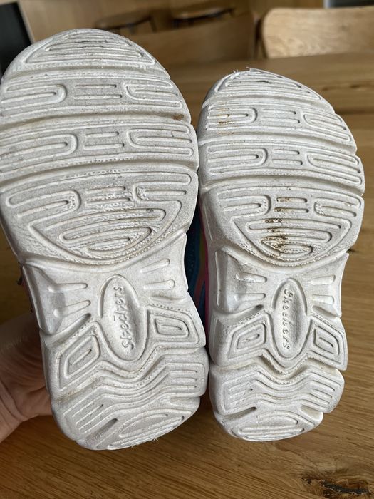 Buty Skechers. Świecące.