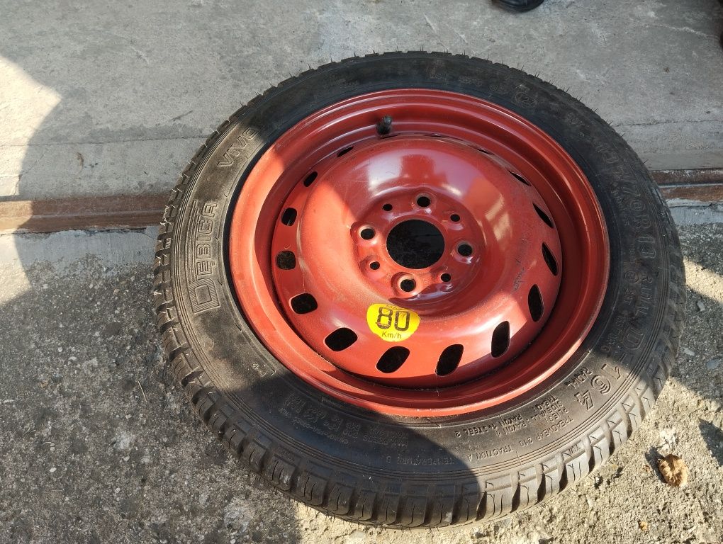 Opona z felgą zapasowa do Fiata 126p malucha