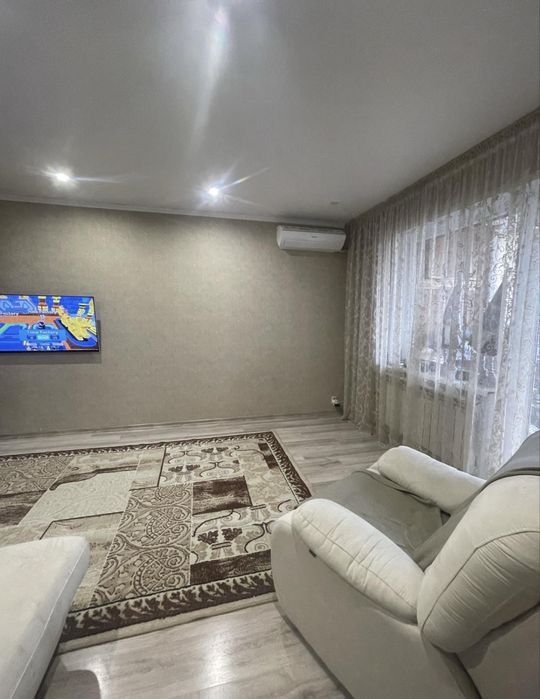 Продається 4 кімнатна квартира