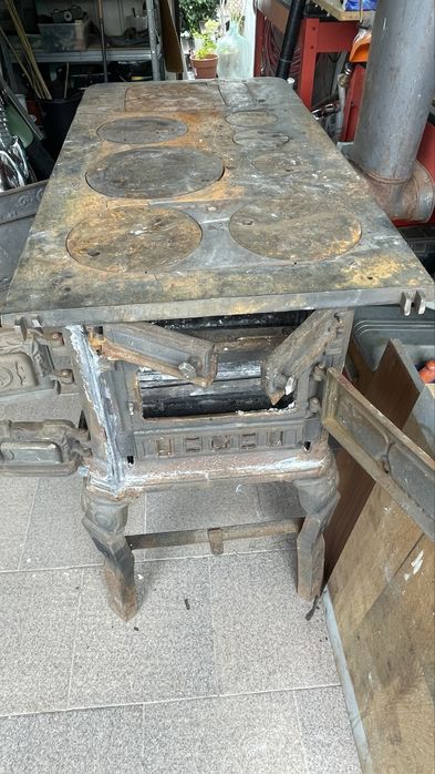 Forno/fogão antigo