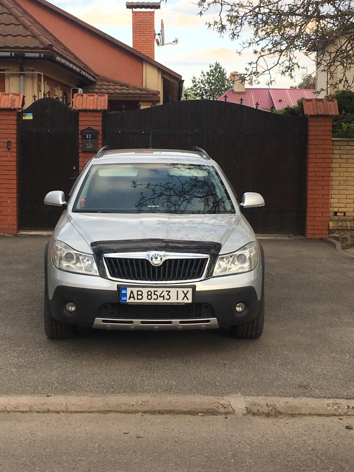 Продам Skoda Octavia Scout 2.0TDI, 4X4, DSG 150 к.с. 2013