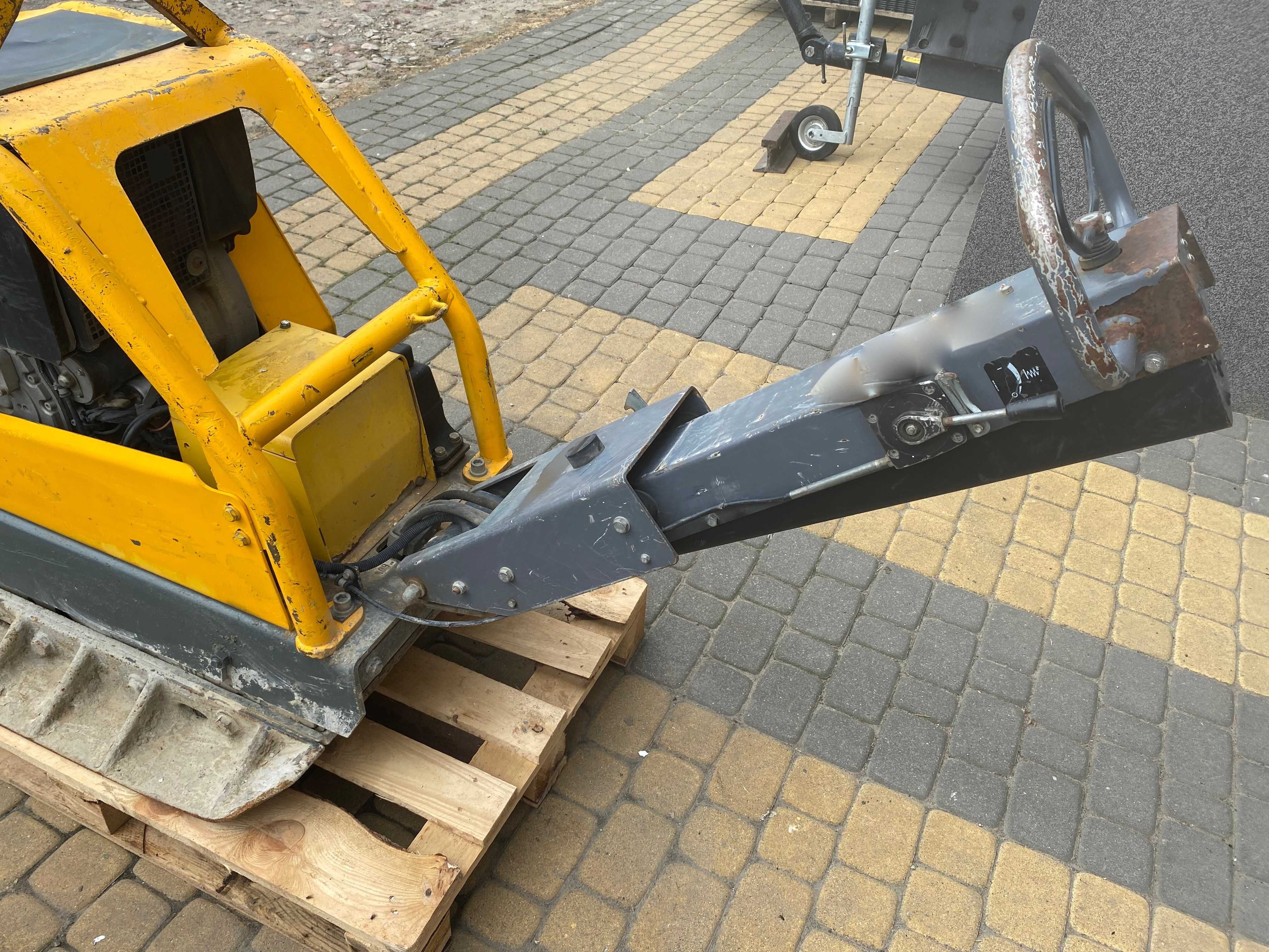 Zagęszczarka rewersyjna Atlas Copco LG500 rok 2015