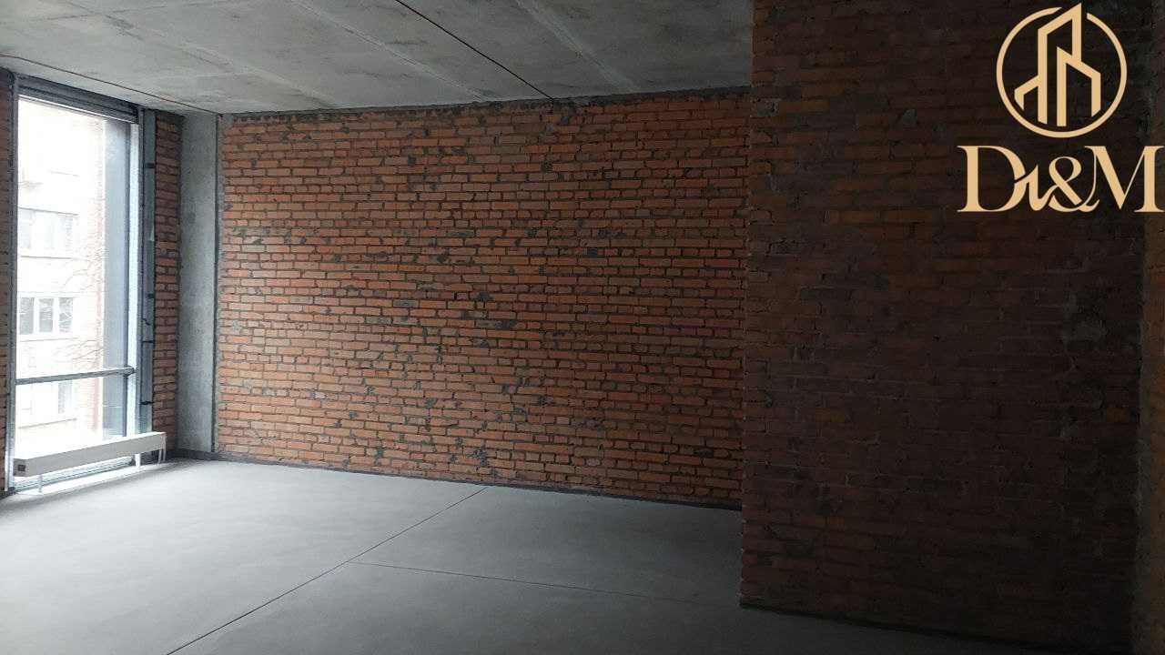 БЕЗ % Оренда Комерційного Приміщення - 71.3 м² , в TRIIINITY.