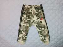r.80 spodnie Adidas motyw Spiderman
