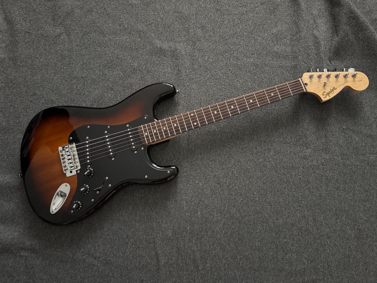 Gitara elektryczna Squier by Fender Affinity SSS