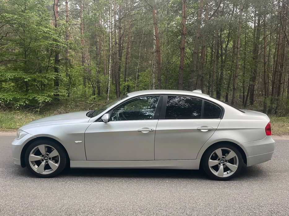 BMW e90 320d 2005 r.