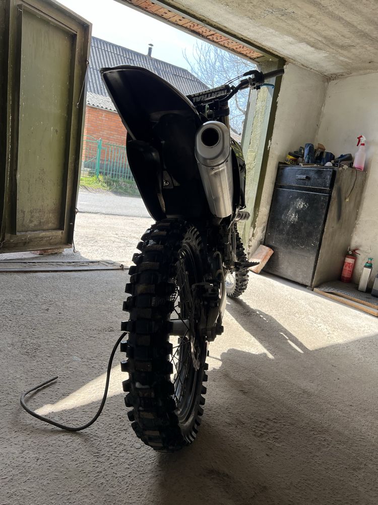 Kawasaki kx250f …