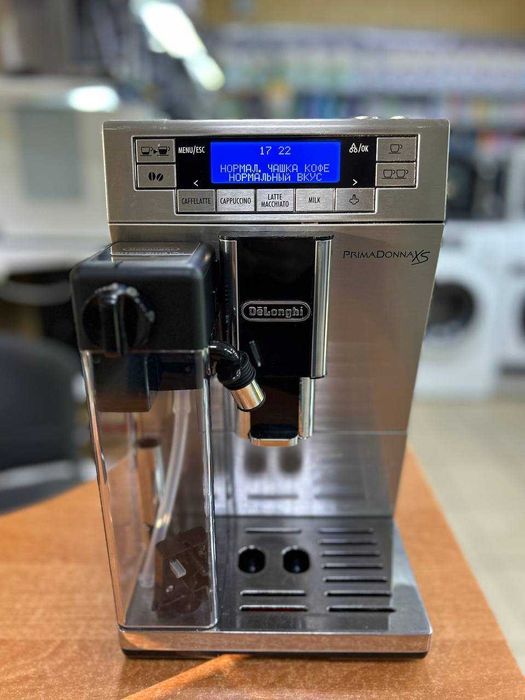 Кавомашина DeLonghi 
PrimaDonna XS
ETAM 36.366 MB з Німечинни Б\В