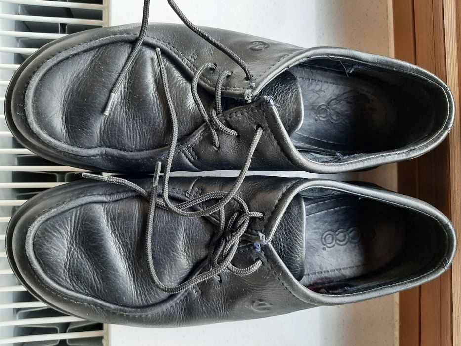 Półbuty skórzane Ecco 37