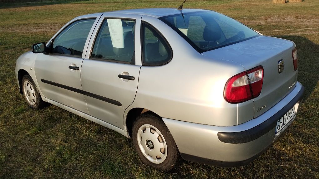Seat Cordoba 1,4 8V LPG OC- pół roku/PT rok