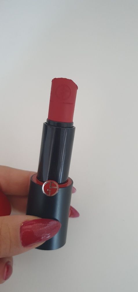 Szminka / pomadka matte - mat Giorgio Armani red - czerwona 400