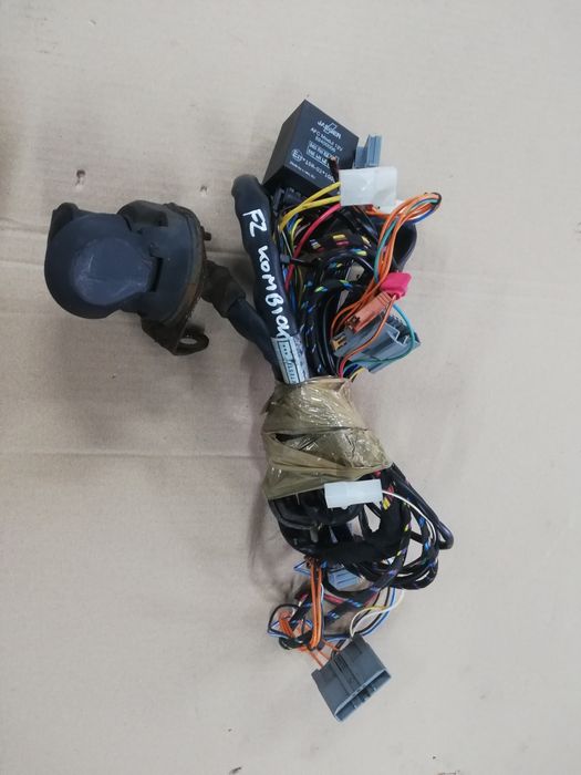 Instalacja wiązka haka holowniczego moduł sterownik Ford Focus mk2 kom