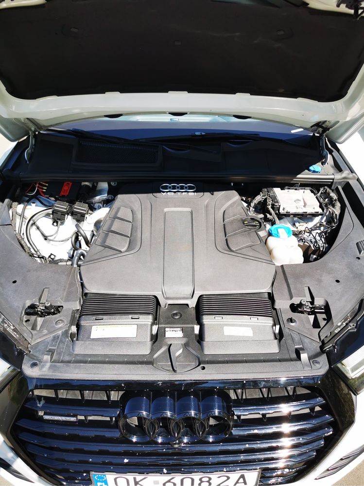 Audi Q7  S Line Prestige Biały