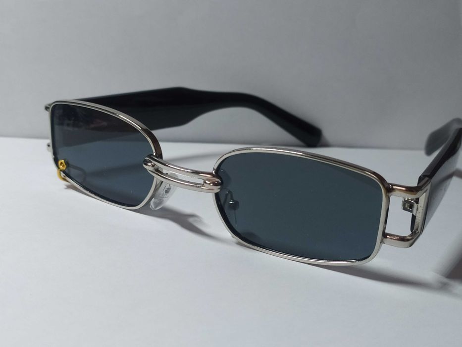 Сонцезахисні окуляри