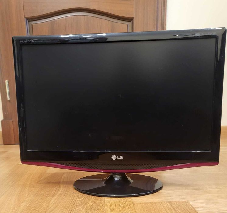 Monitor LG Flatron M237WDP-PC.