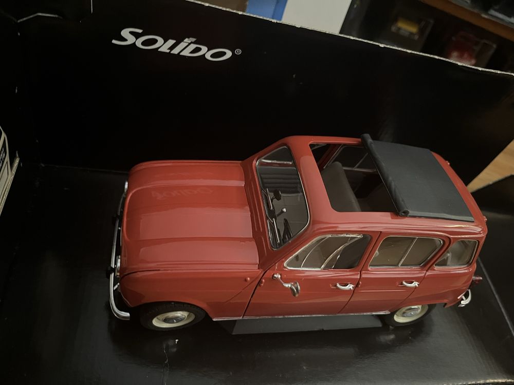 Minuatura Renault 4L