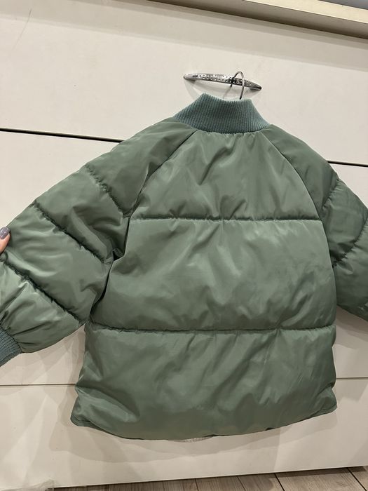 Бомбер zara демісезонна курточка