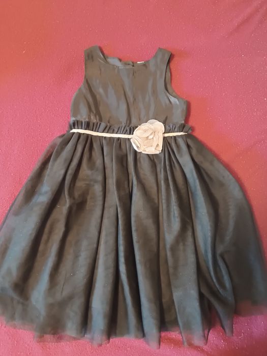 Продам нарядное платье