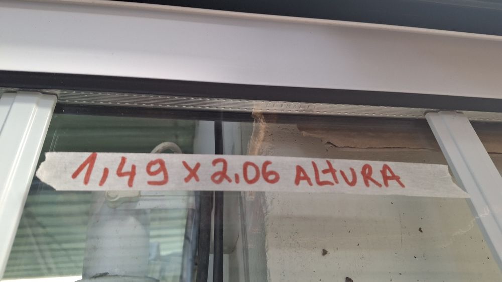 Sacadas aluminio vidro  duplo