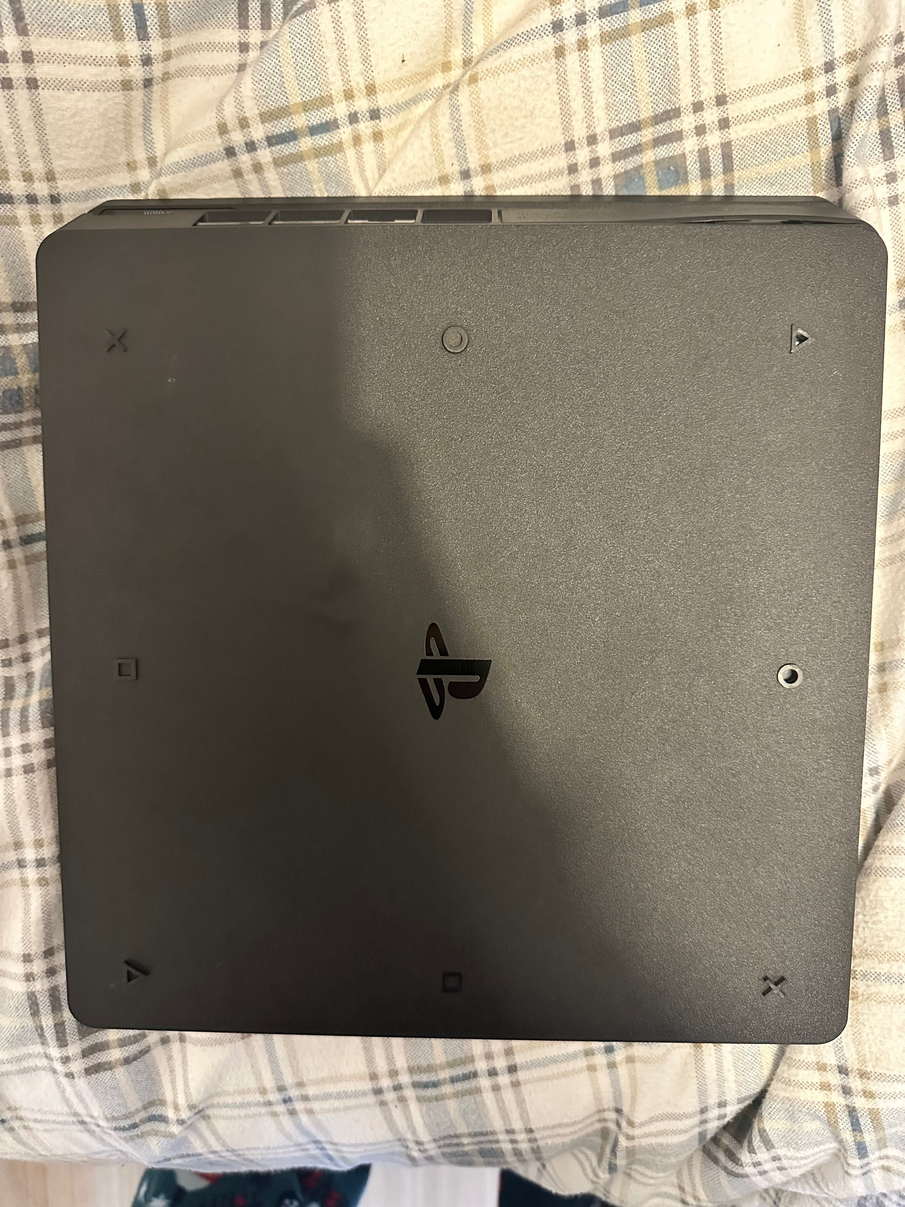Ps4 preta bom estado