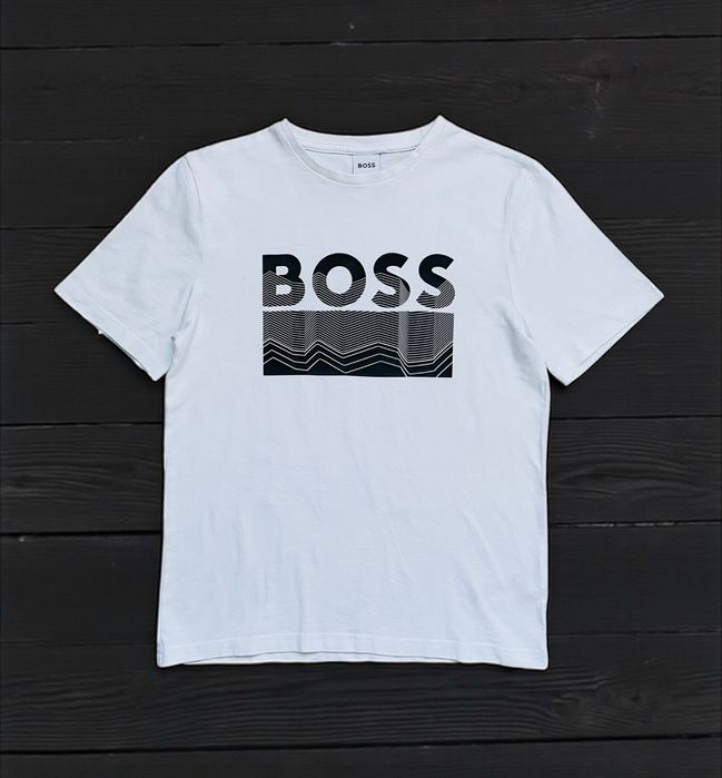 Бавовняна футболка Hugo Boss на 12/13 років