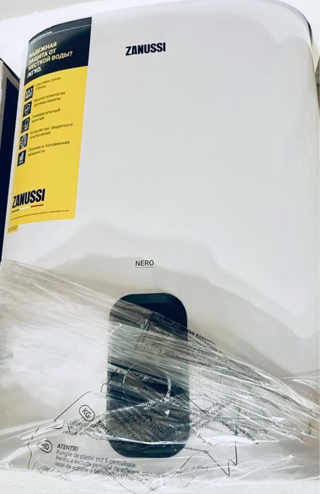 Електроводонагрівач/ Бойлер Zanussi Nero ZWH/S 30