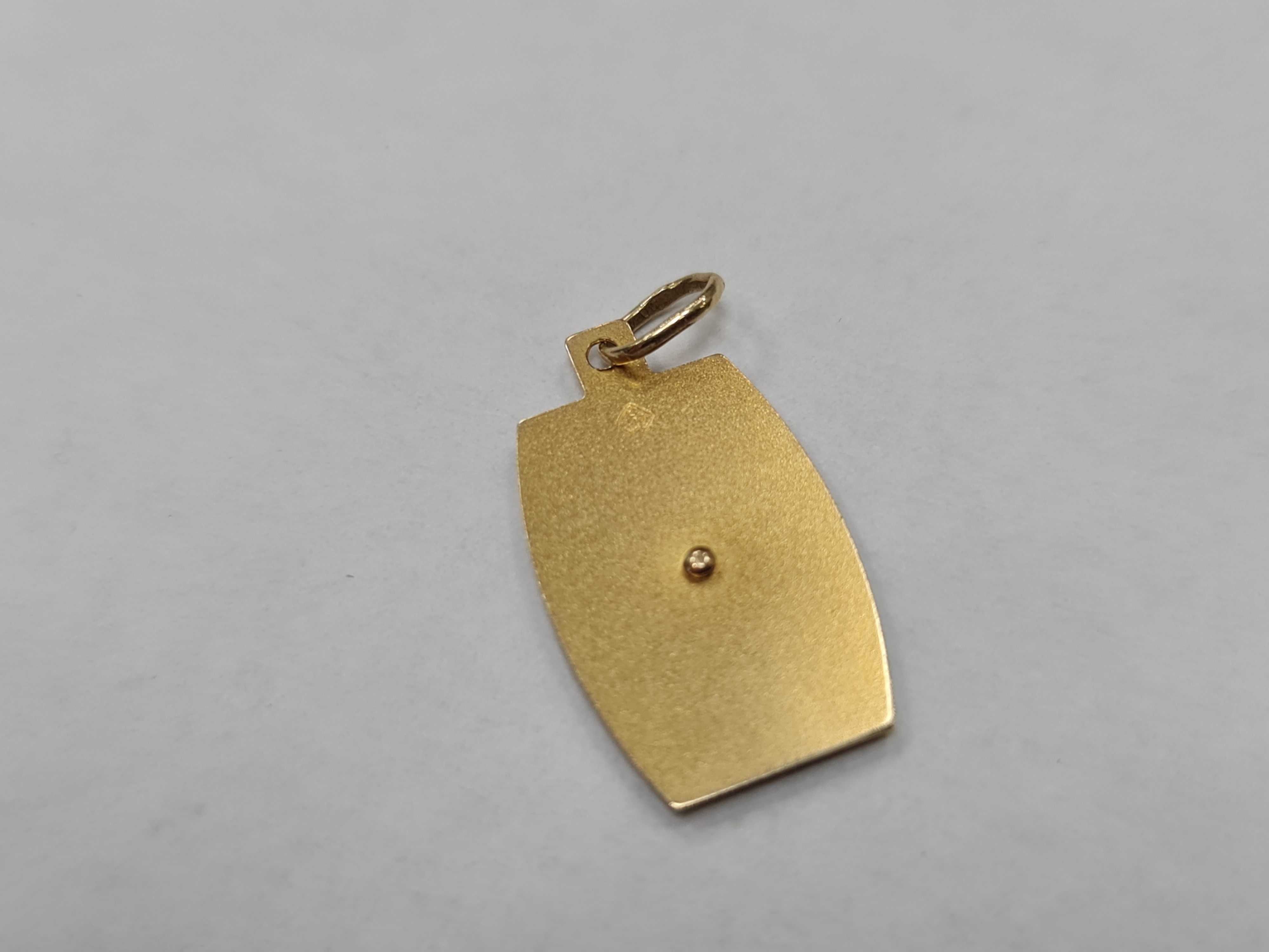 Ciekawy złoty krzyżyk / wisiorek/ męski / damski/ 585/ 0.97 gram