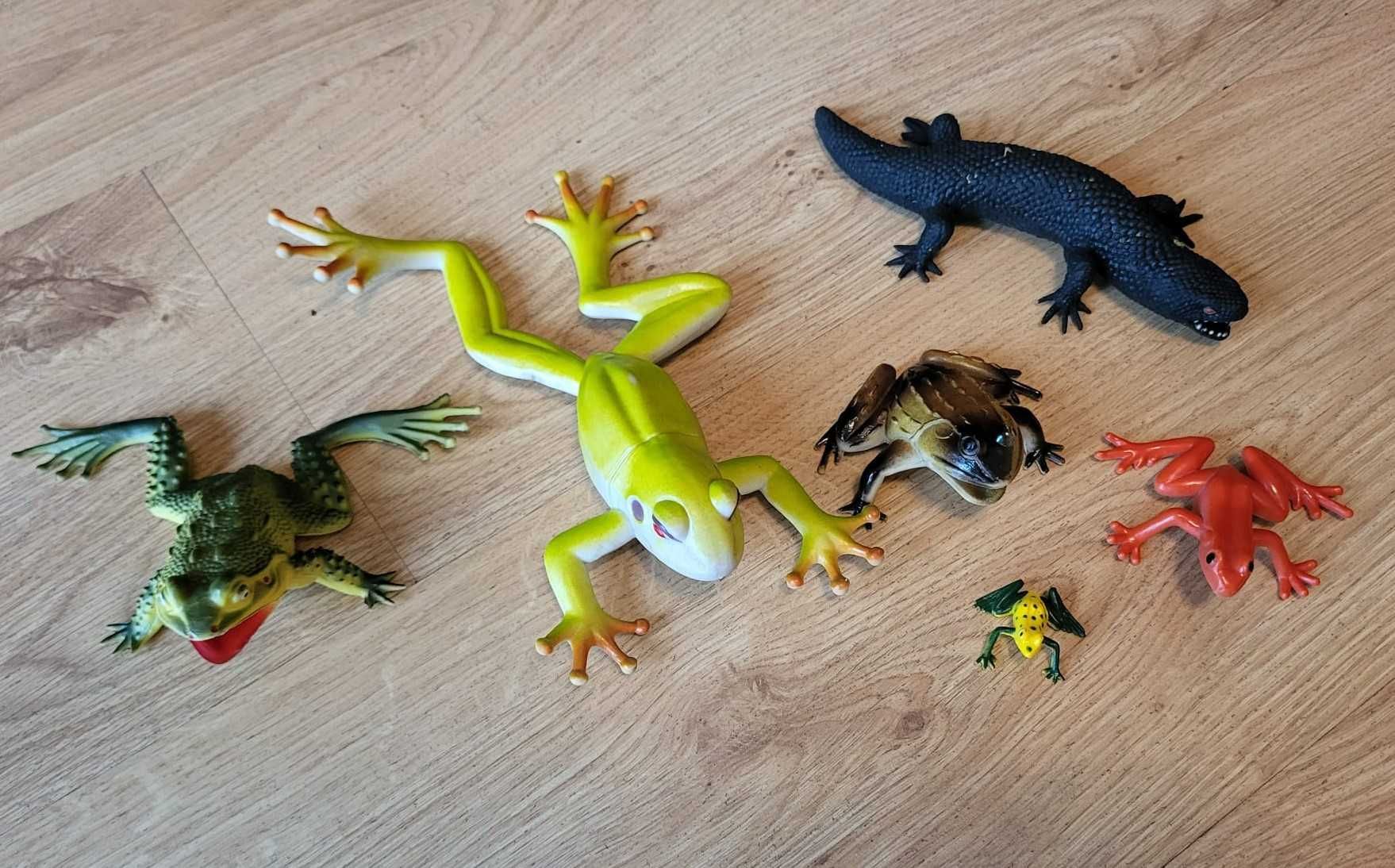 Kolekcja figurek dinozaury, węże, jaszczurki, owady