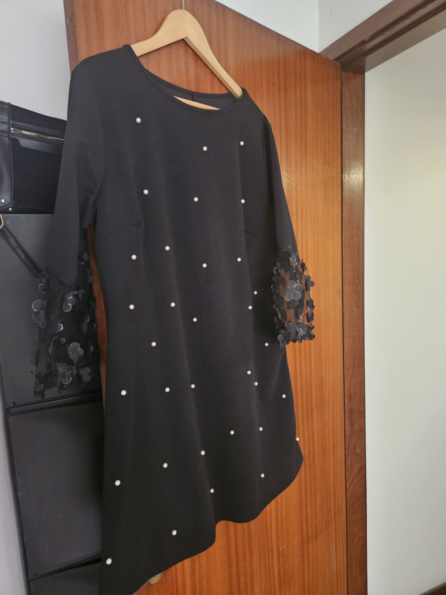 Vestido com pérolas