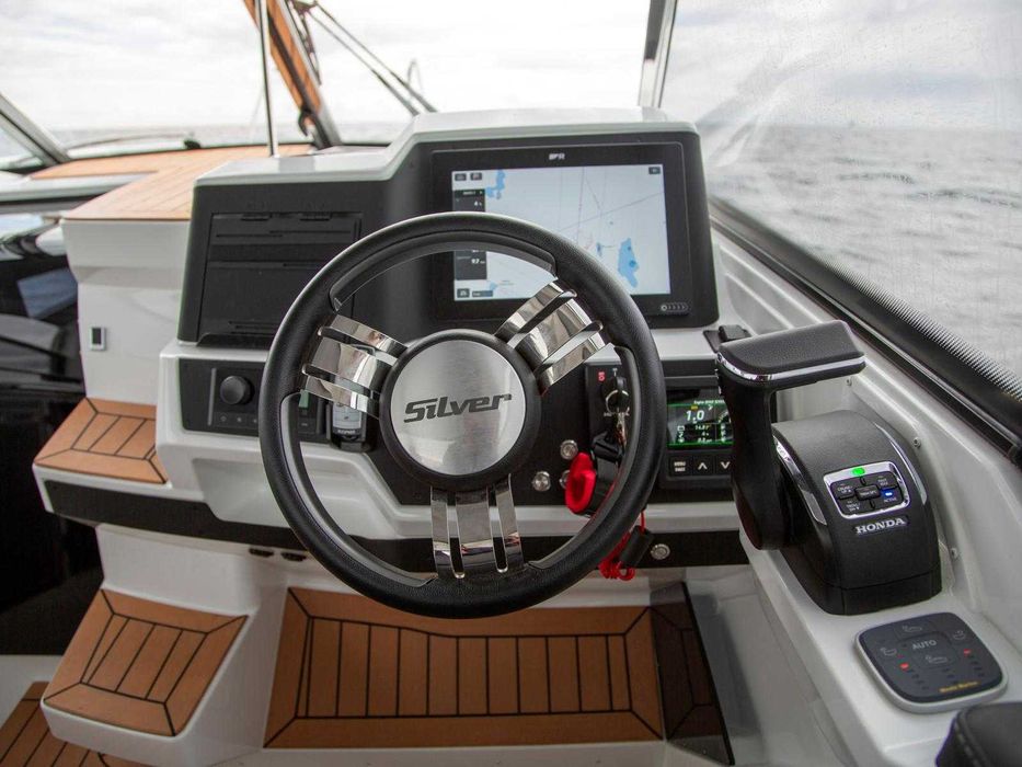 Silver Raptor Sport Top - jacht motorowy > NOWOŚĆ 2025
